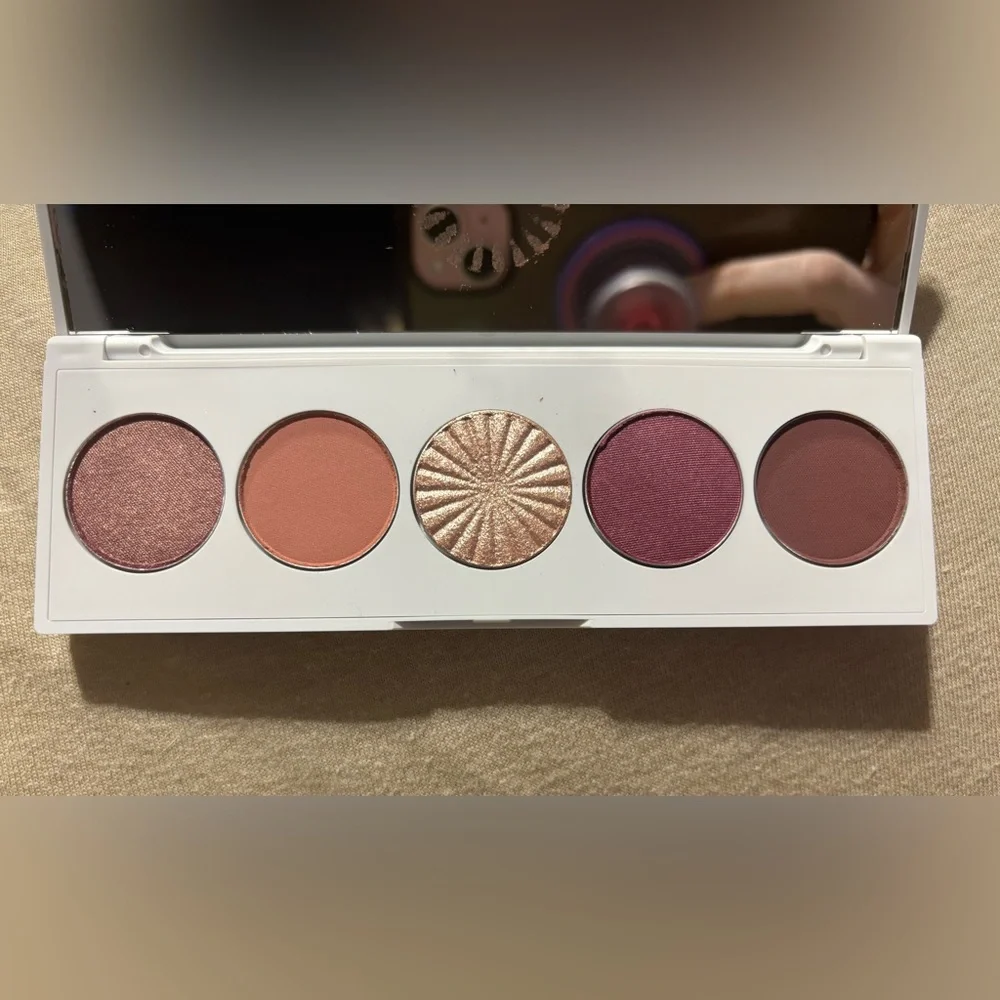 OFRA Signature Palette Luxe Eyeshadow Highlighter Symphony Matte & Metallic NEW